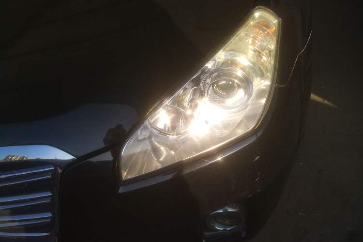 Used Bestune B50 2011 1.6L Automatic Fashion Model
