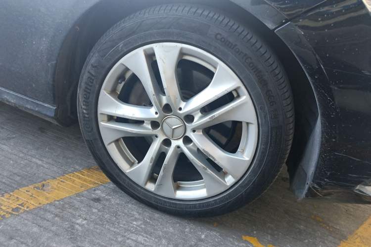 Used Mercedes-Benz E-Class 2009 E 300 Fashion Model
