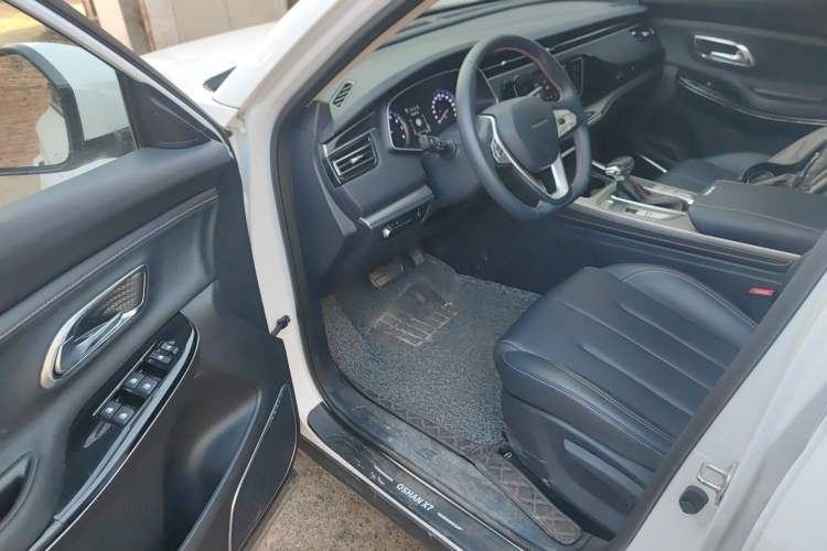 Used CHANGAN OSHAN X7 2020 1.5T Automatic Luxury Version
