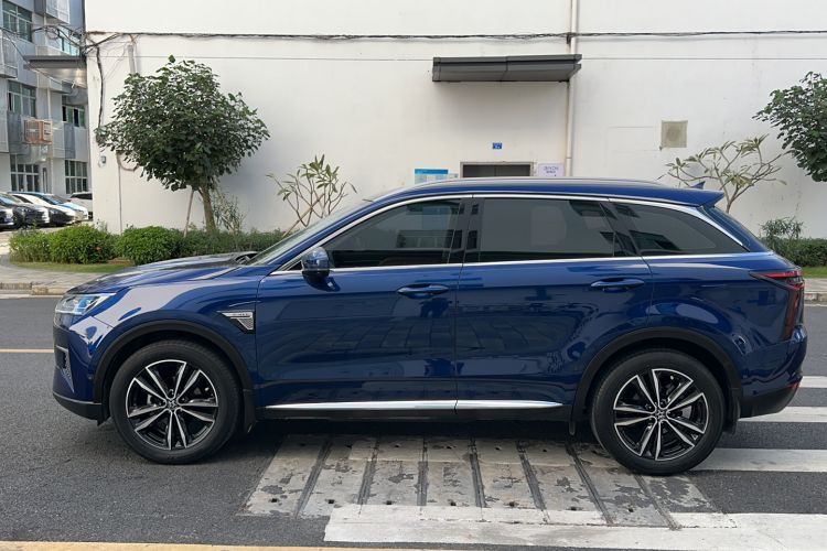 Used Venucia Star 2020 260T Automatic 48V Mild Hybrid Turbocharged Starry Edition
