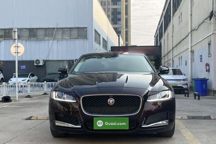 Used Jaguar XFL 2020 XFL 2.0T P200 Two-Wheel-Drive Windflower Edition
