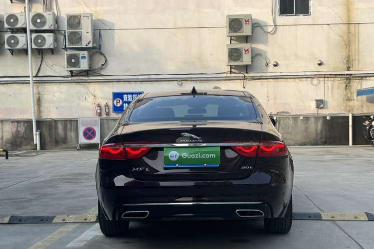 Used Jaguar XFL 2020 XFL 2.0T P200 Two-Wheel-Drive Windflower Edition
