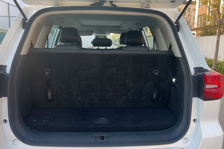 Used Roewe RX8 2019 30T Two-Wheel Drive Supreme Flagship Edition