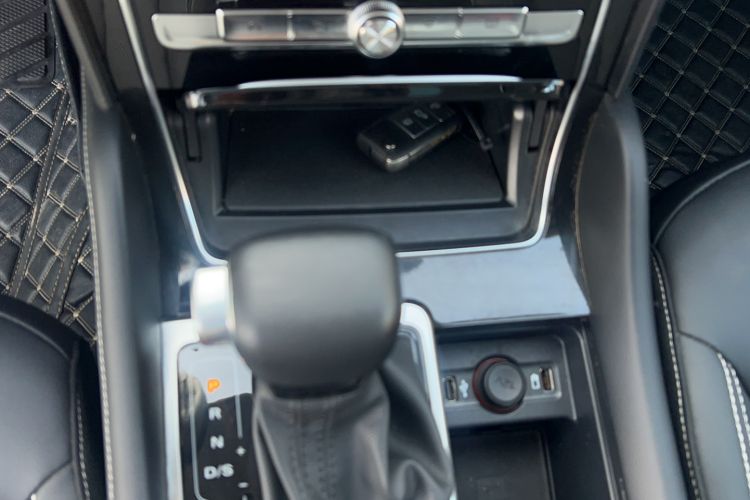 Used Roewe RX8 2019 30T Two-Wheel Drive Supreme Flagship Edition