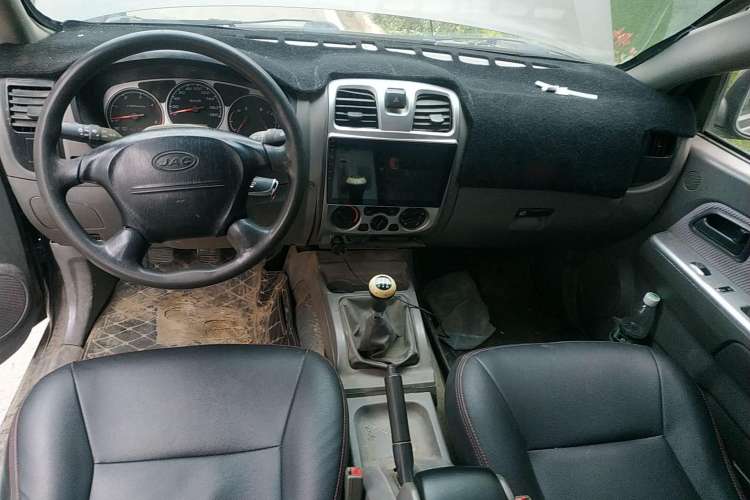 Used JAC Ruiling 2014 2.5T Standard Version Big Double Cab 4B2-95C43