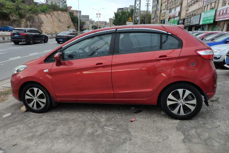 Used Cowin C3R 2015 1.5L Manual Gold Diamond Edition