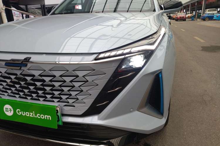 Used CHANGAN OSHAN Z6 New Energy 2022 Blue Whale iDD 150KM Flagship PLUS Smart Parking Edition Left Front Headlight