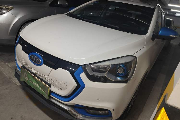 Used JAC iEV7S 2017 ZhiZun Model