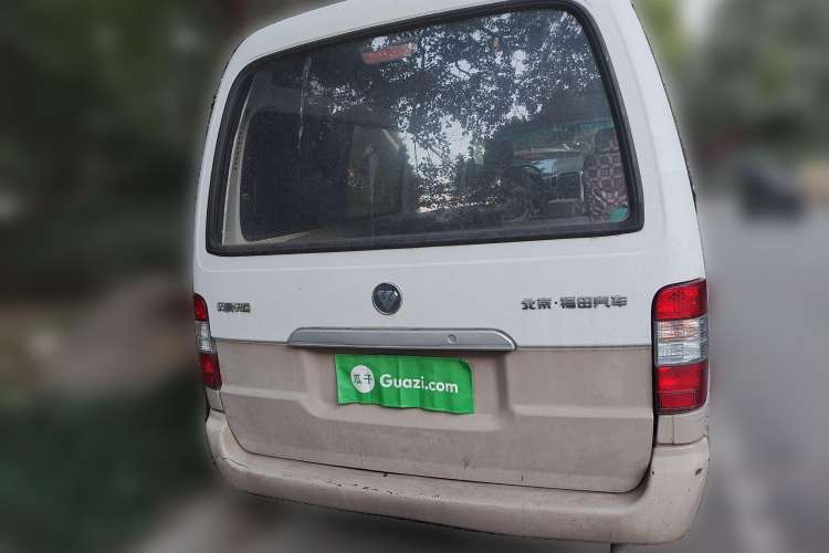 Used Foton Scenic 2014 2.0L Express Classic Long-Wheelbase Low-Roof 4Q20M1
