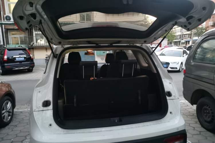 Used Baojun 530 2020 1.5T CVT Luxury Connected Version 6 Seats
