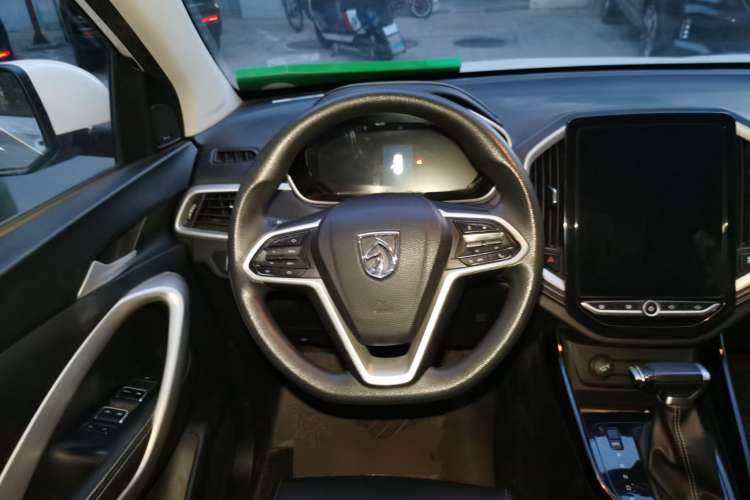 Used Baojun 530 2020 1.5T CVT Luxury Connected Version 6 Seats
