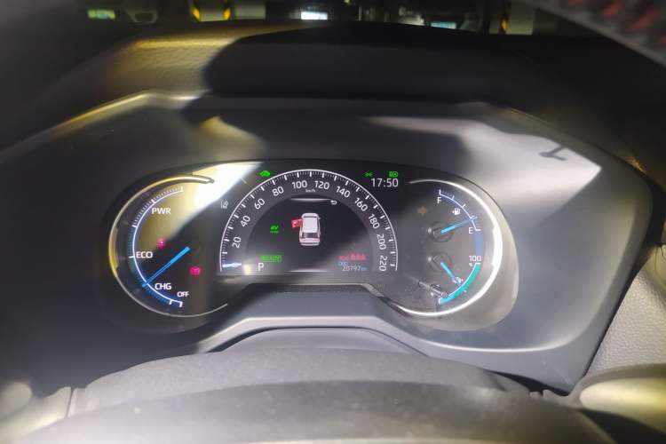 Used Toyota Wildlander New Energy 2021 High-Performance Edition 2.5L Two-Wheel Drive Powerful Version Instrument Cluster