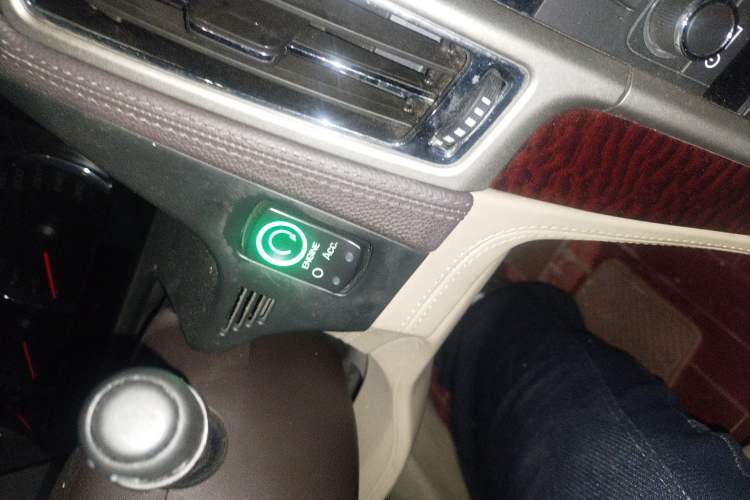 Used Cadillac SLS Seville 2010 3.0L Elite Edition