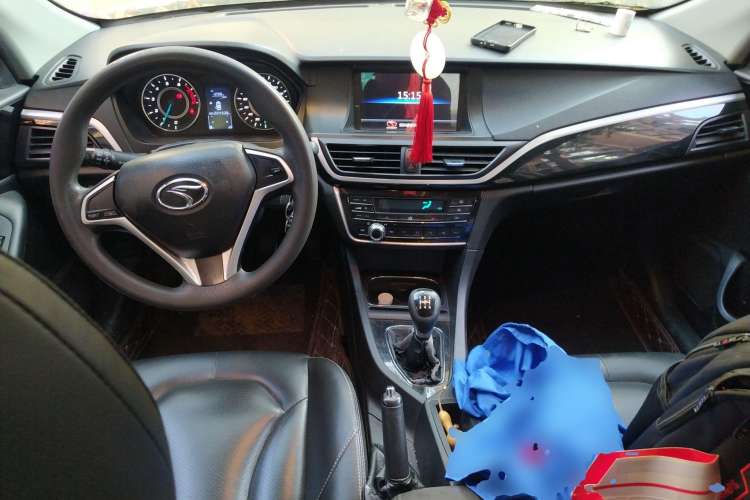 Used Soueast V5 Lingzhi 2015 Plus 1.5L Manual Smart Edition Center Console