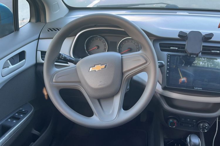 Used Chevrolet Lova RV 2016 1.5L Automatic Comfort Edition
