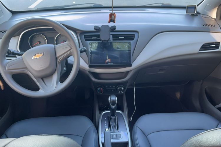 Used Chevrolet Lova RV 2016 1.5L Automatic Comfort Edition
