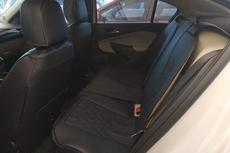 Used Buick Excelle 2018 15N Manual Elite Version
