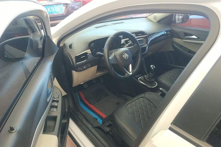 Used Buick Excelle 2018 15N Manual Elite Version
