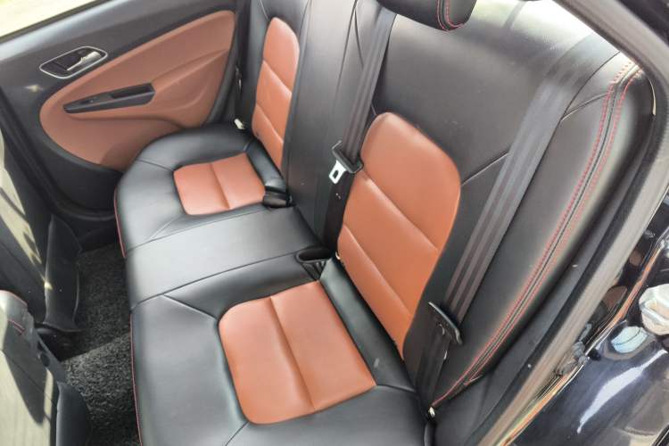 Used Geely Auto Diamond 2016 1.5L Manual Elite Edition