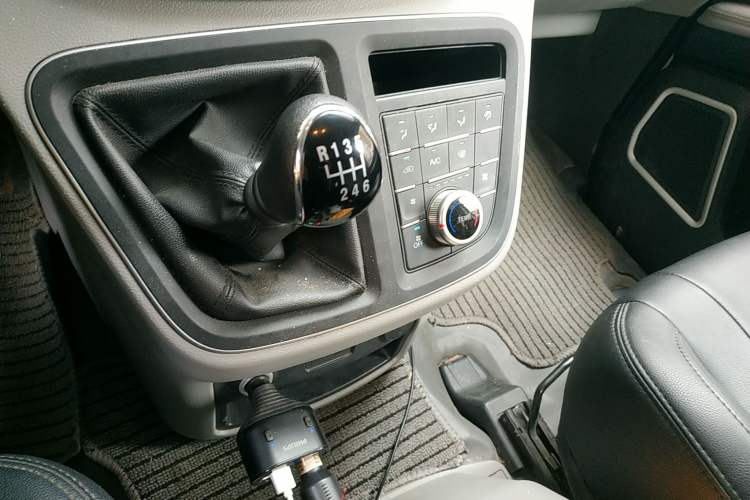 Used JAC M4 2020 2.0 CTI Diesel Manual Jingrui Model China VI Standard
