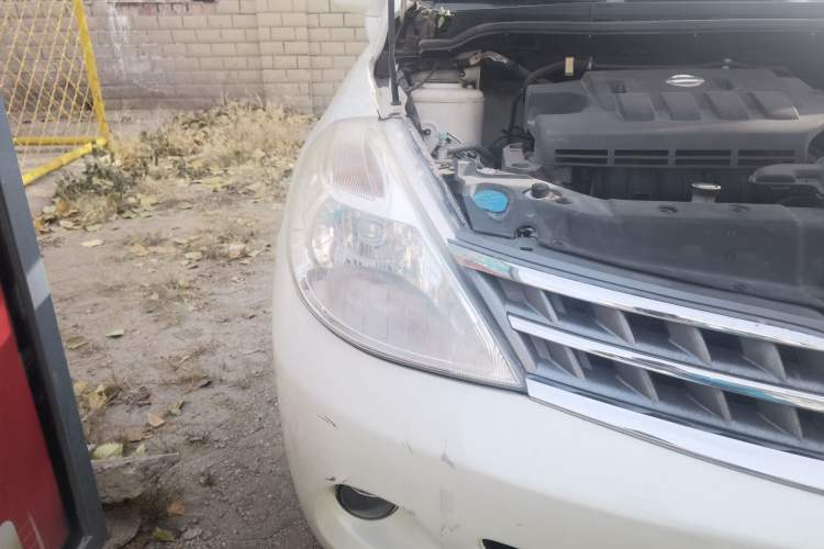 Used Nissan Tiida Sedan 2008 1.6L Automatic Smart Version Right Front Headlight