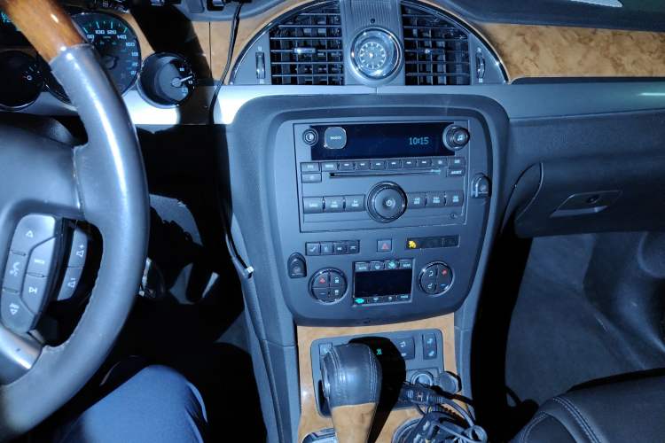 Used Buick Enclave 2010 3.6L Elite Edition