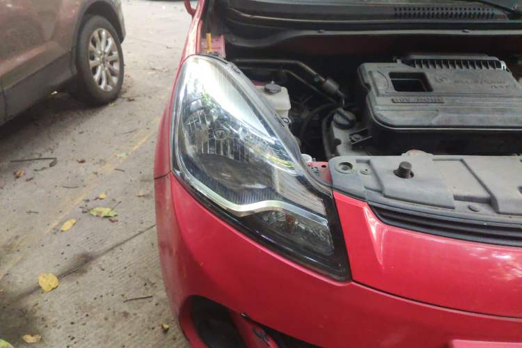 Used CHANGAN Benni 2014 1.4L Manual Sunroof Model
