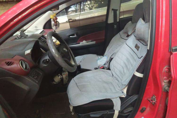 Used CHANGAN Benni 2014 1.4L Manual Sunroof Model
