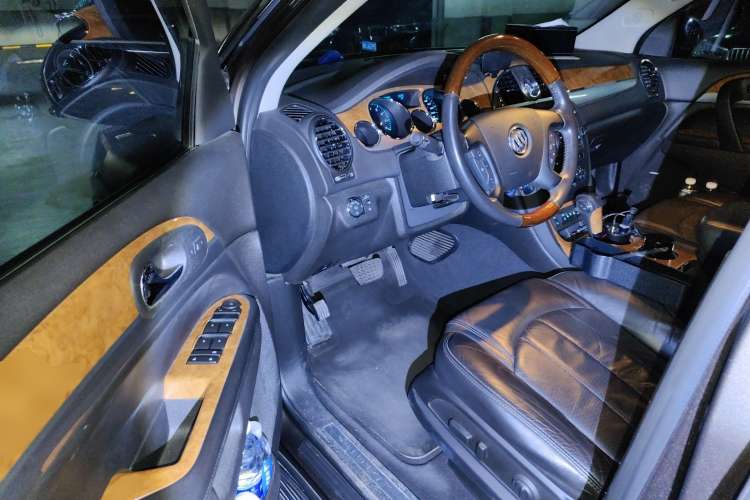 Used Buick Enclave 2010 3.6L Elite Edition