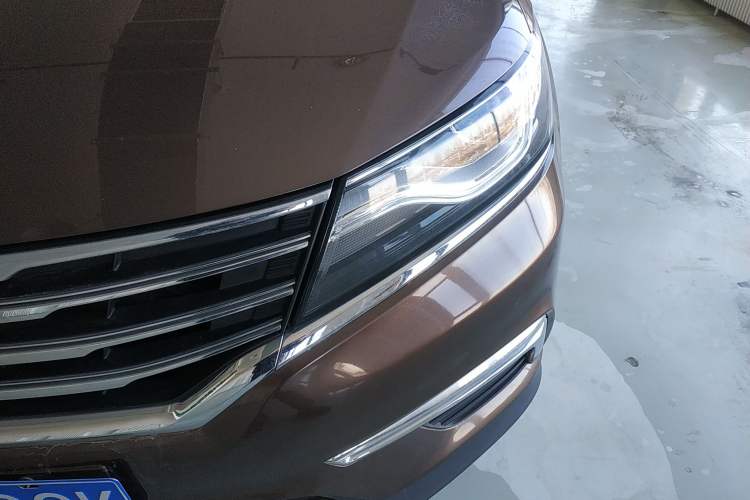 Used Roewe RX5 2016 20T Two-Wheel Drive Manual Flagship Edition
