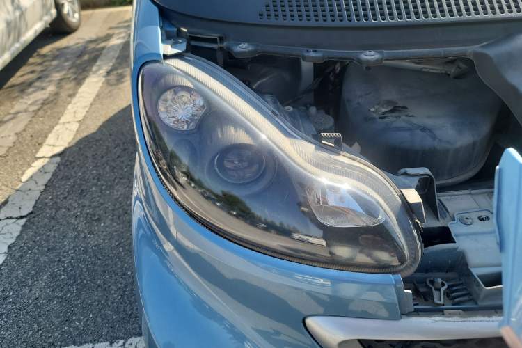 Used smart fortwo 2014 1.0 MHD Convertible City Lightwave Passion Edition
