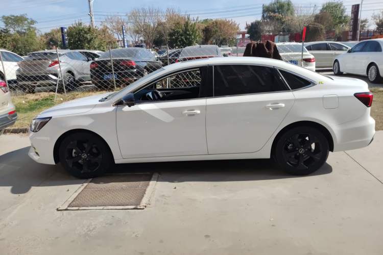 Used Roewe i6 MAX 2020 300TGI Automatic "Swell Cool Smart Drive" Edition