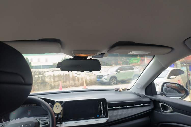 Used Baojun RM-5 2019 1.5T Manual Elite Version with 24-Hour Online Service 7 Seats