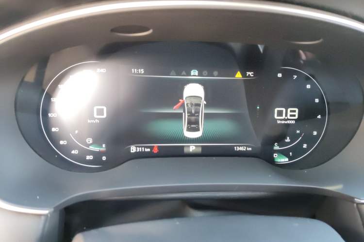 Used Roewe i6 MAX 2020 300TGI Automatic "Swell Cool Smart Drive" Edition