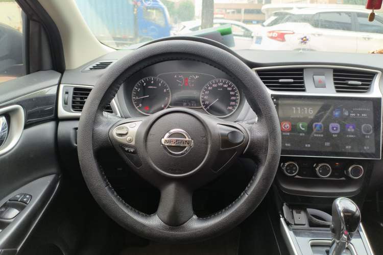 Used Nissan Sylphy 2016 1.6 XL CVT Luxury Edition Steering Wheel