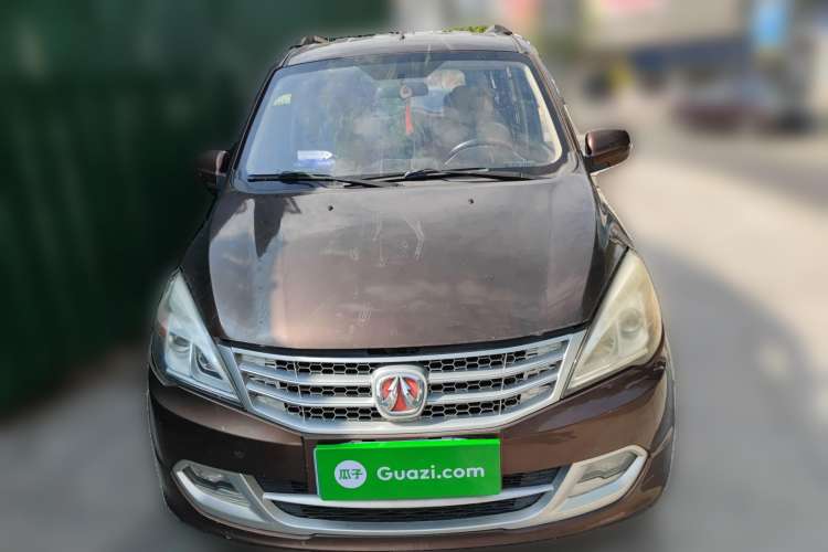 Used BAIC Weiwang M20 2014 1.5L Basic Version DAM15DL Front