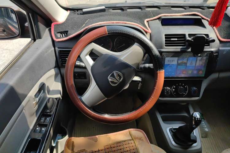 Used BAIC Weiwang M20 2014 1.5L Basic Version DAM15DL Steering Wheel
