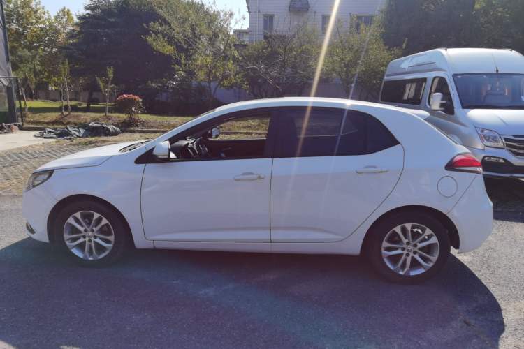 Used MG 5 2012 1.5L Automatic Navigation Edition