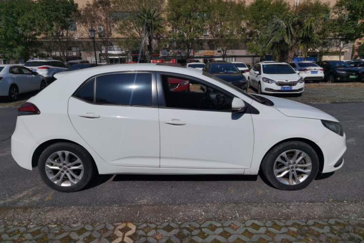 Used MG 5 2012 1.5L Automatic Navigation Edition