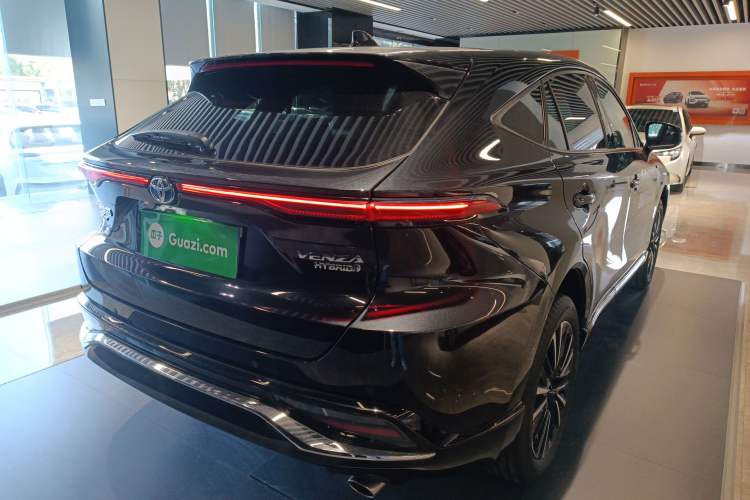 Used Toyota Venza 2022 Dual-Engine 2.5L CVT Four-Wheel Drive Supreme Edition
