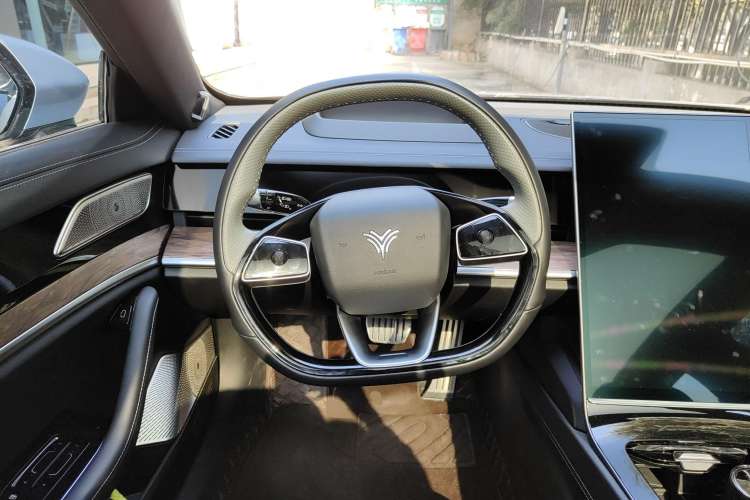 Used NETA S 2022 Pure Electric 715 km Range Rear-Wheel Drive Mid-Range Version
