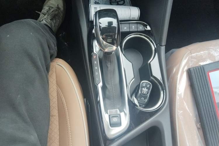 Used Buick Encore PLUS 2023 Smart Fun Edition