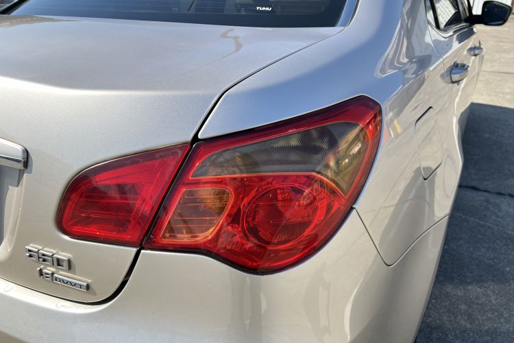 Used Roewe 550 2012 550 1.8L Manual Value Edition