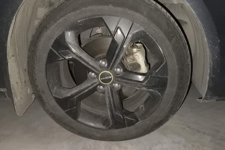 Used Roewe i6 MAX 2020 300TGI Automatic "Swell Cool Smart Drive" Edition
