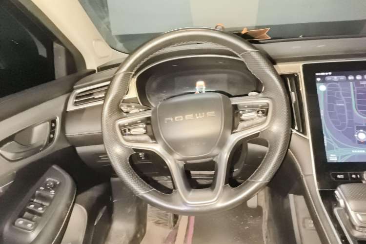 Used Roewe i6 MAX 2020 300TGI Automatic "Swell Cool Smart Drive" Edition
