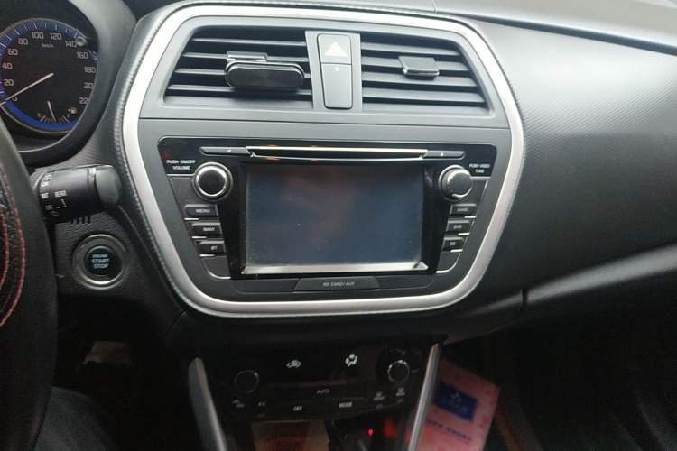 Used Suzuki S-Cross 2014 1.6L Manual Two-Wheel Drive Elite Model