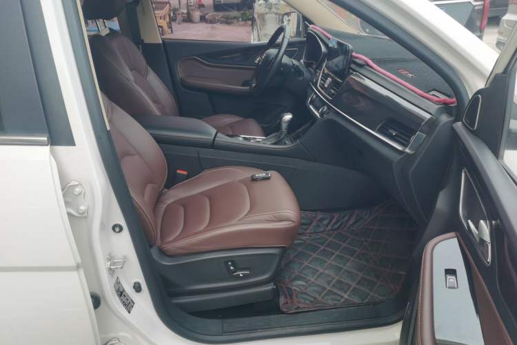 Used Baojun 560 2017 1.5T DCT Flagship Model
