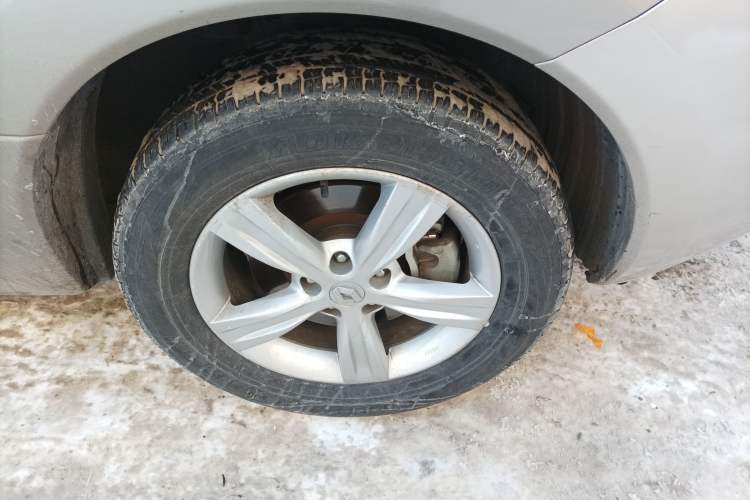 Used Renault Koleos 2013 2.5L Two-Wheel-Drive Urban Edition