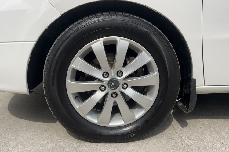 Used JAC Refine M5 2013 2.0T Gasoline Automatic Business Edition