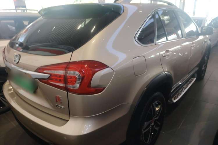 Used BYD Tang New Energy 2015 2.0T Four-Wheel-Drive Flagship Model